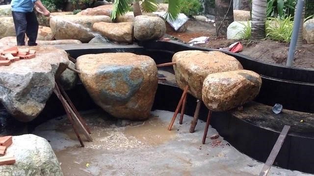 Kè đá trang trí hồ cá